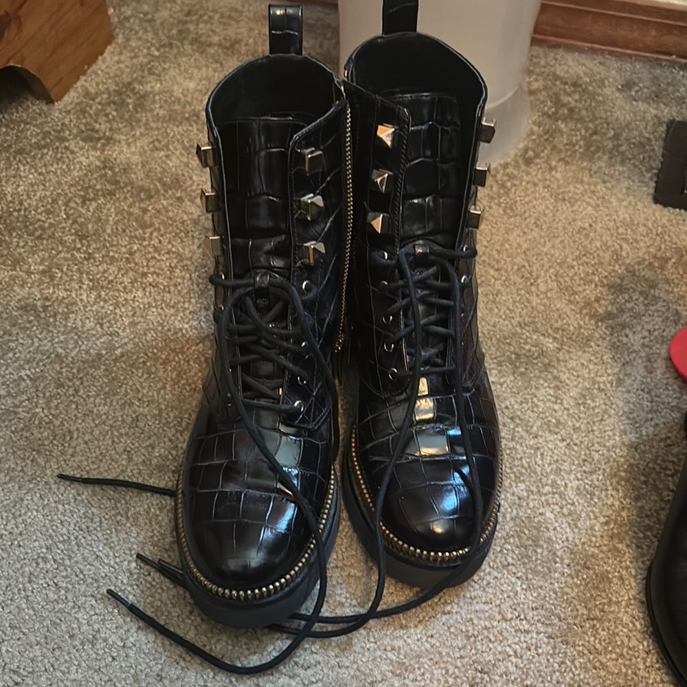 MICHAEL Michael Kors Black Croc-Embossed Ankle Boots